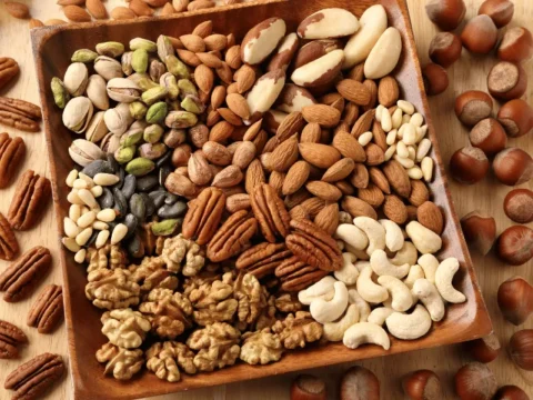 כמה אגוזים מומלץ לאכול ביום