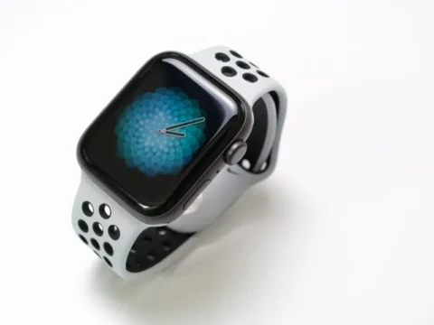 אפל ווטש 10 – כל מה שצריך לדעת על הסדרה החדשה של Apple Watch (2025)